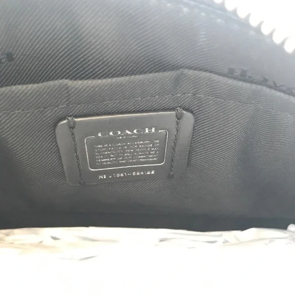 Coach Nolita Wristlet 24 - Picture 4 of 8